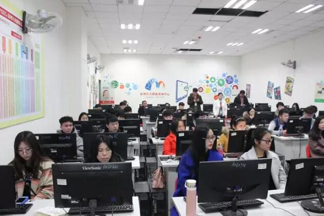 逛逛郑州IT精英的后花园,云和小编带你实地考察云和数据